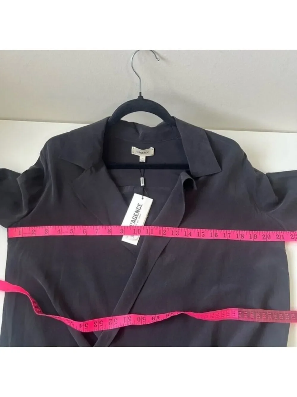 L'AGENCE Joah Wrap-Front 100% Silk Blouse Size S - Picture 12 of 13